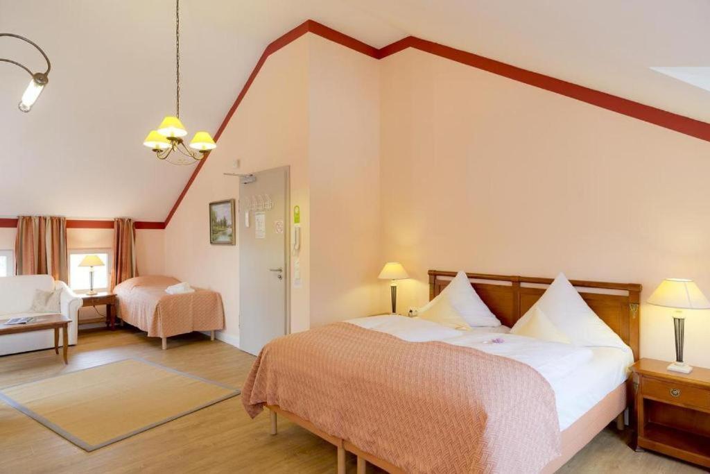 Hotel Villa Monte Vino Потсдам Екстер'єр фото