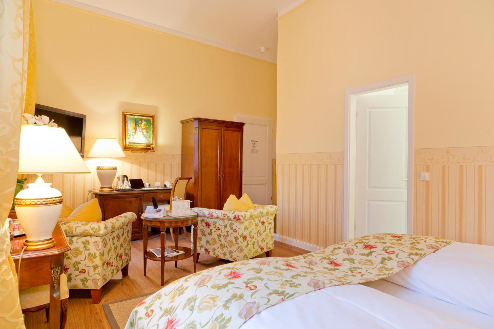Hotel Villa Monte Vino Потсдам Екстер'єр фото