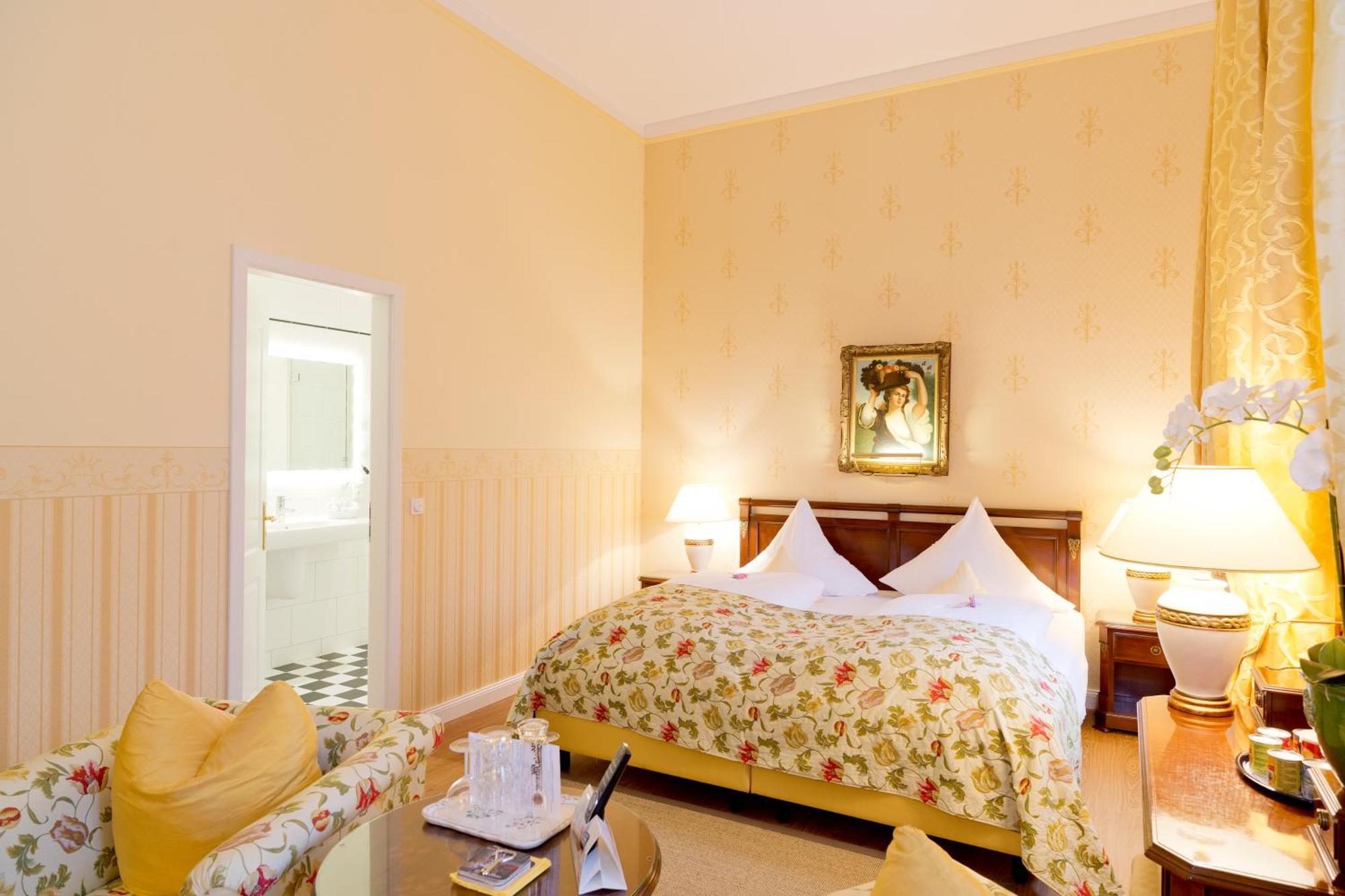 Hotel Villa Monte Vino Потсдам Екстер'єр фото